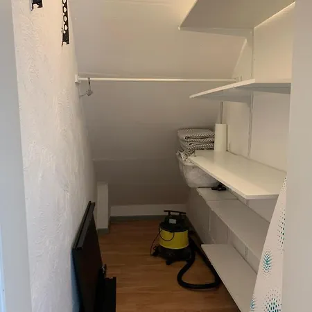 Kleines In Moenchengladbach-neuwerk アパート メンヒェングラートバッハ