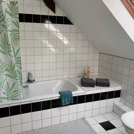 アパート Kleines In Moenchengladbach-neuwerk *