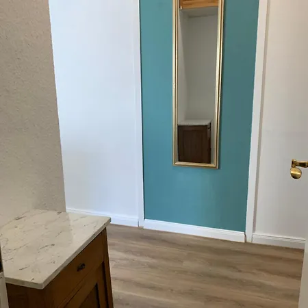 アパート Kleines In Moenchengladbach-neuwerk