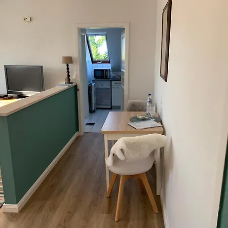 Kleines In Moenchengladbach-neuwerk *